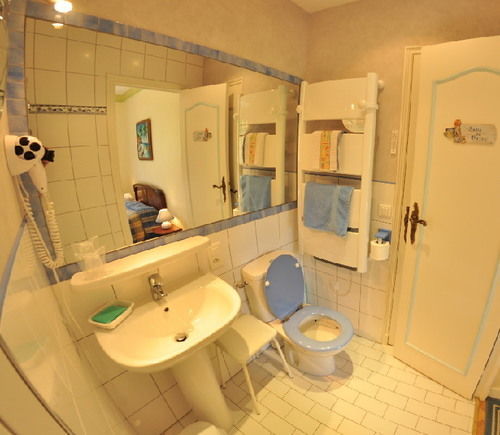 Hotel-Logis La Coraline Gannat Exteriér fotografie